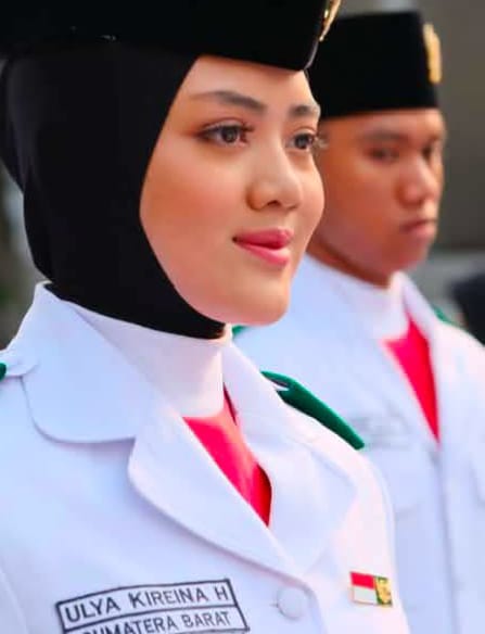 Anggota Paskibraka Nasional, Ulya Kireina Halim, siswi SMA N. 2 Padang Panjang.